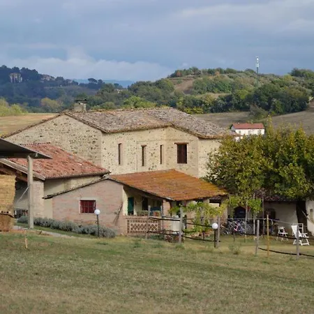 Κατάλυμα σε φάρμα Perugia Farmhouse *